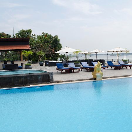 Hotel Cambodiana Phnompen Kültér fotó