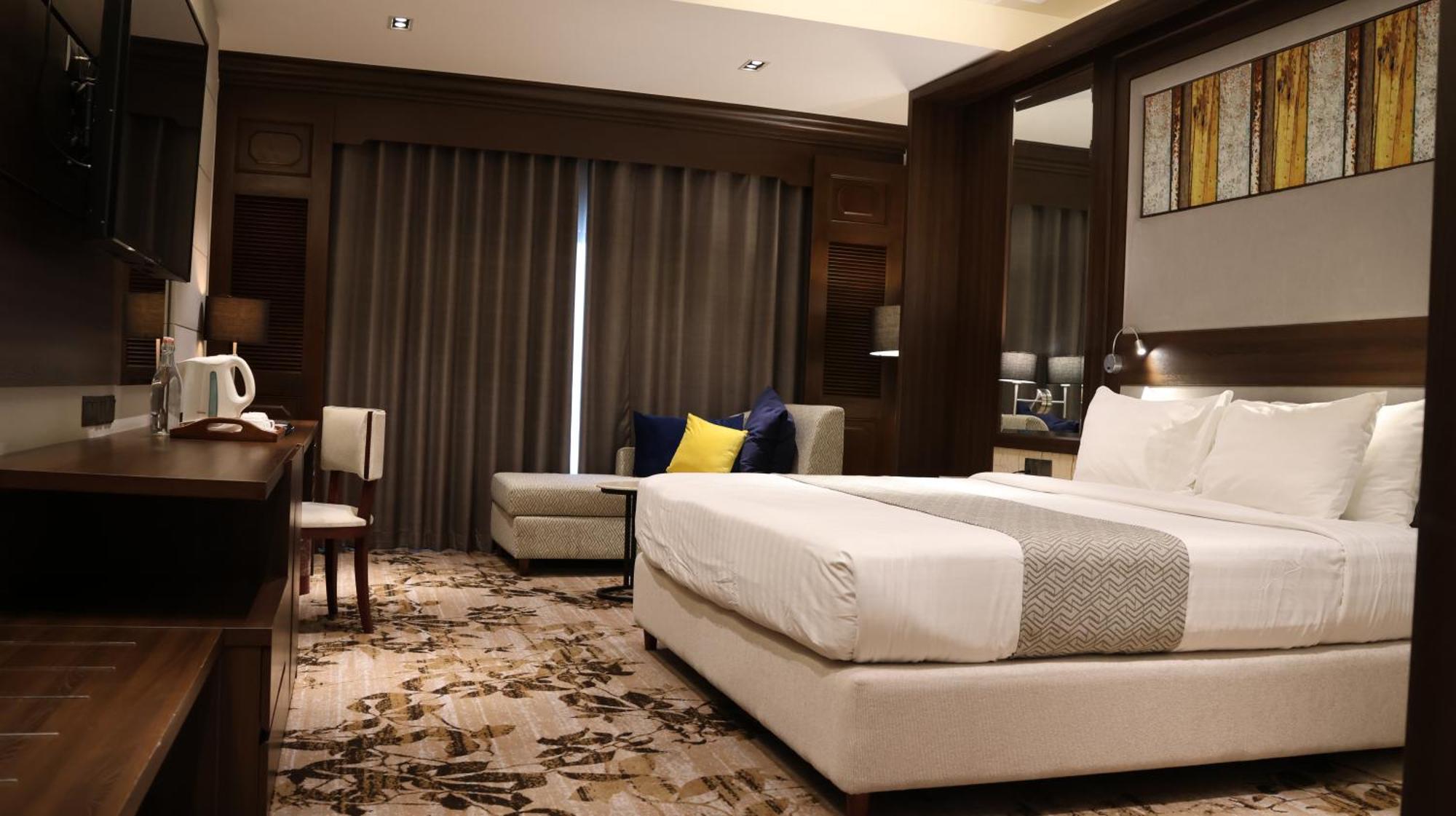 Hotel Cambodiana Phnompen Kültér fotó