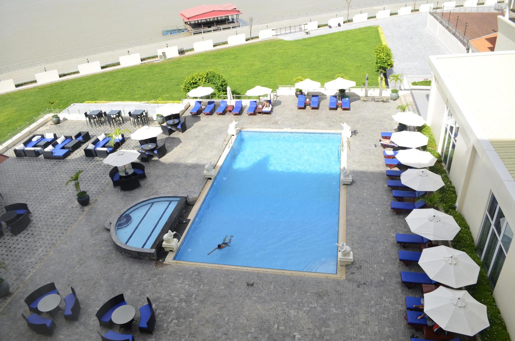 Hotel Cambodiana Phnompen Kültér fotó