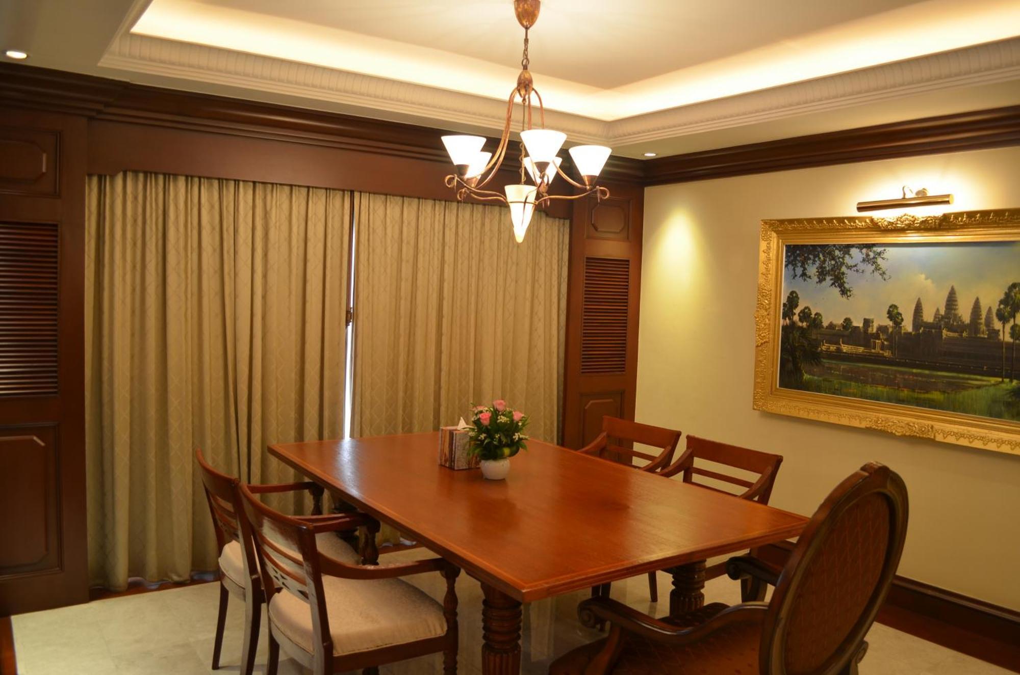Hotel Cambodiana Phnompen Kültér fotó